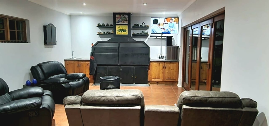 3 Bedroom Property for Sale in Aliwal North Eastern Cape